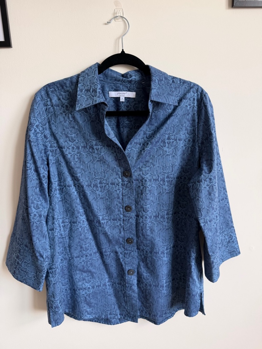 Blue Patterned Button-Up Shirt - Picture 2 of 8